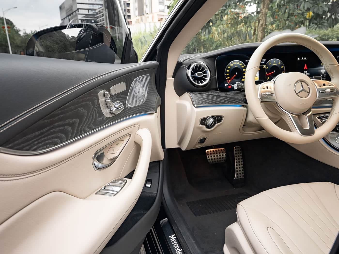 Mercedes-Benz CLS 2021 — Фото 11/19