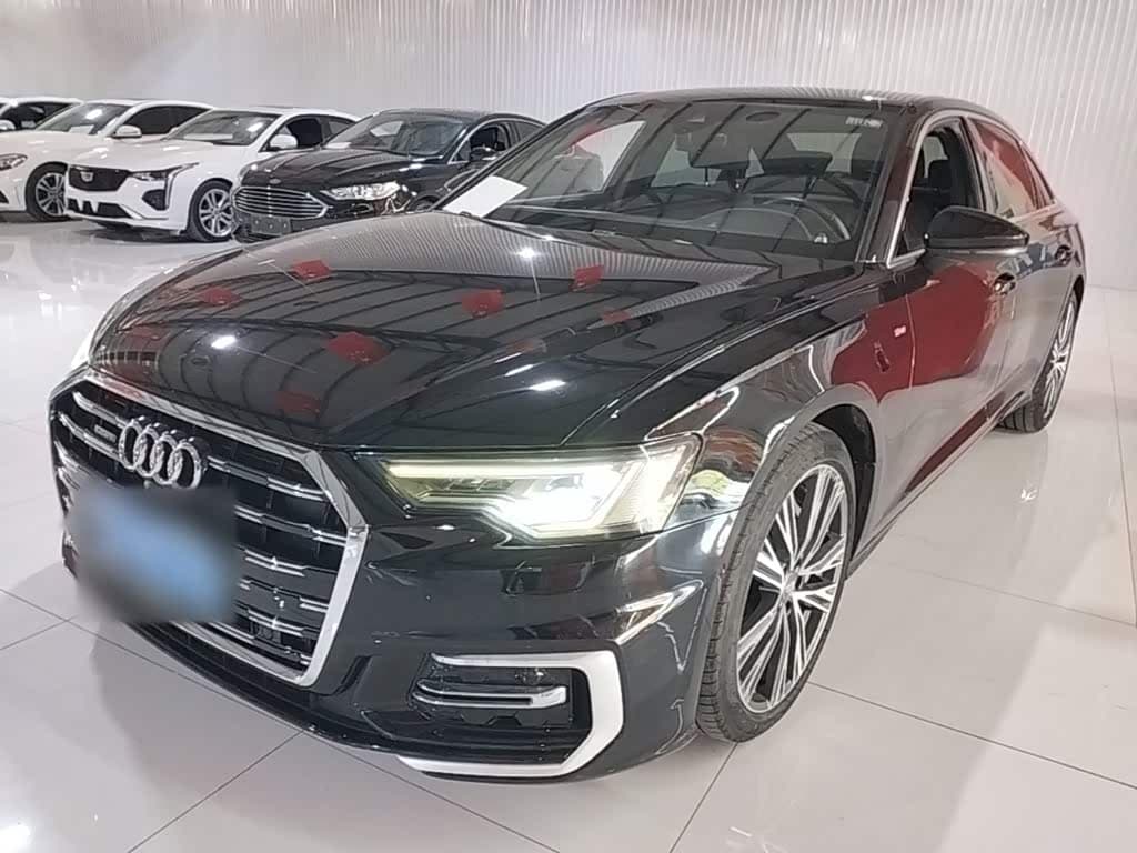 Audi A6L 2020 — Фото 1/20