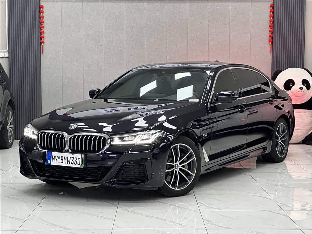 BMW 5 Series New Energy 2023 — Фото 1/16