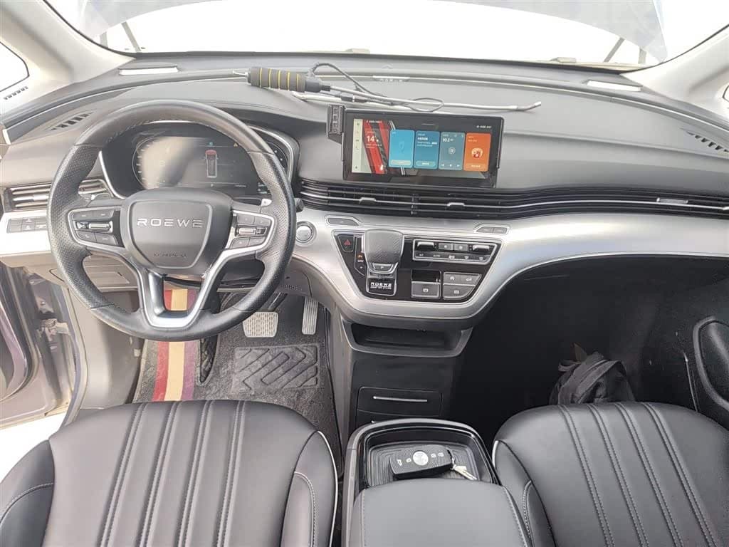 Roewe iMAX8 2021 — Фото 9/20