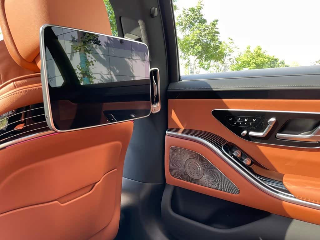 Mercedes-Benz S-Class 2024 — Фото 15/20