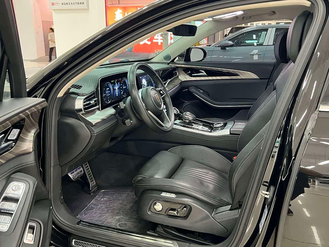 Hongqi H9 2022 — Фото 4/18