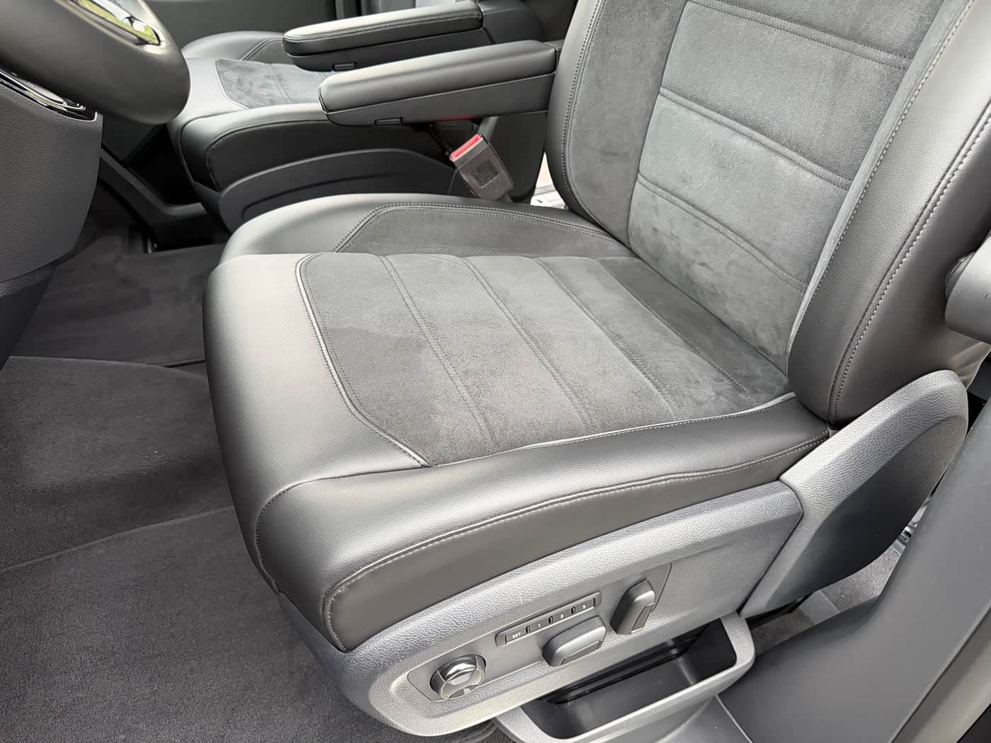 Volkswagen Multivan 2019 — Фото 14/20