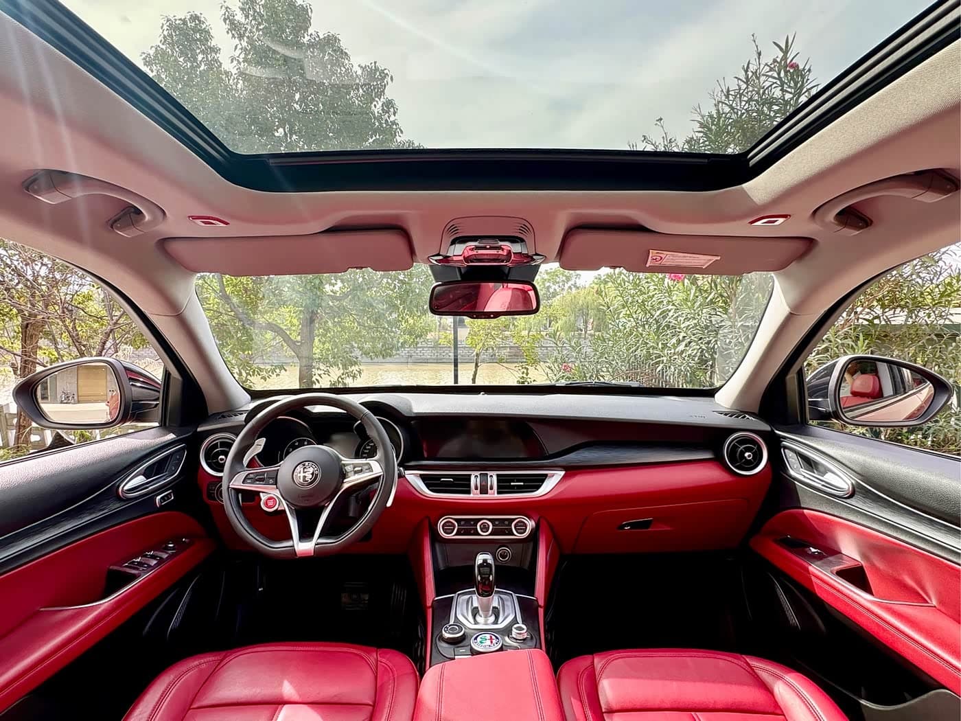 Alfa Romeo Stelvio 2017 — Фото 13/20