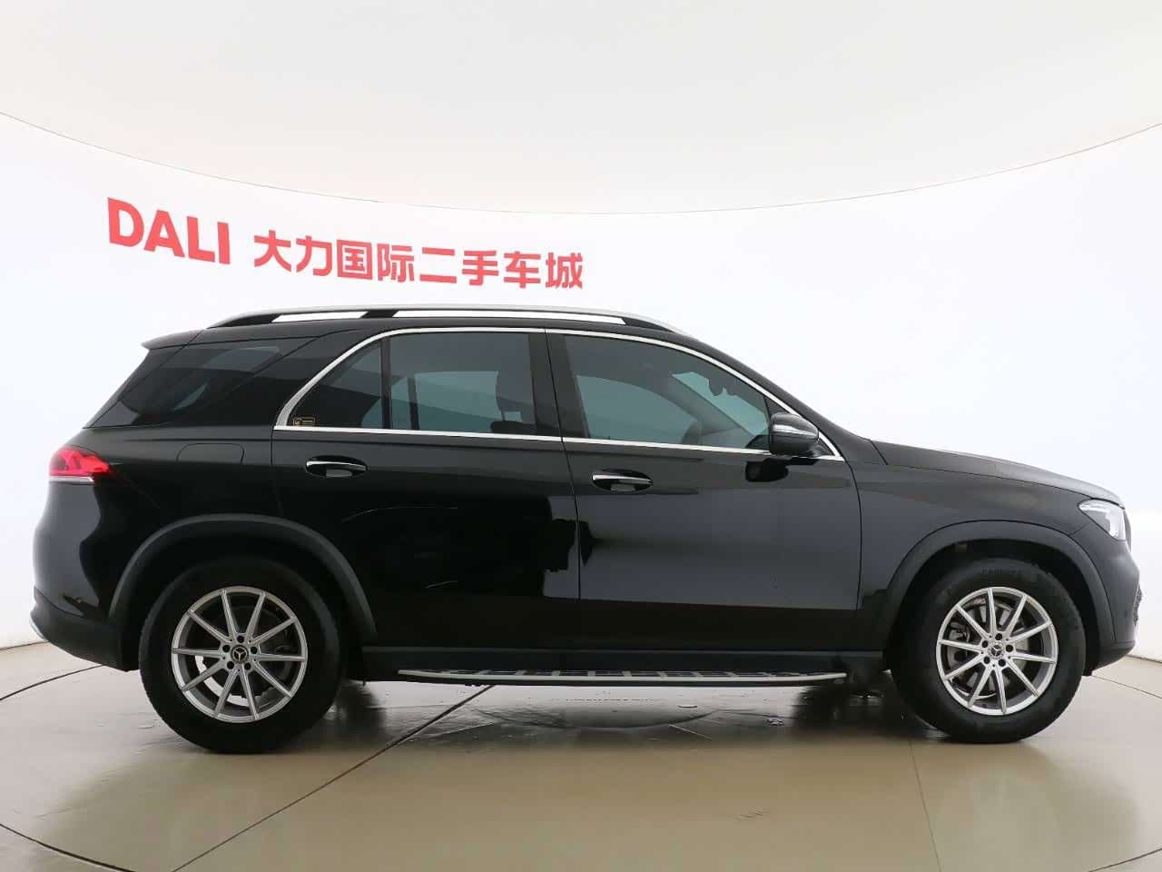 Mercedes-Benz GLE 2021 — Фото 13/16