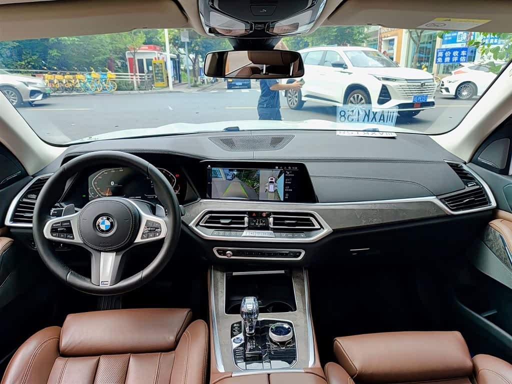 BMW X5 2020 — Фото 10/11