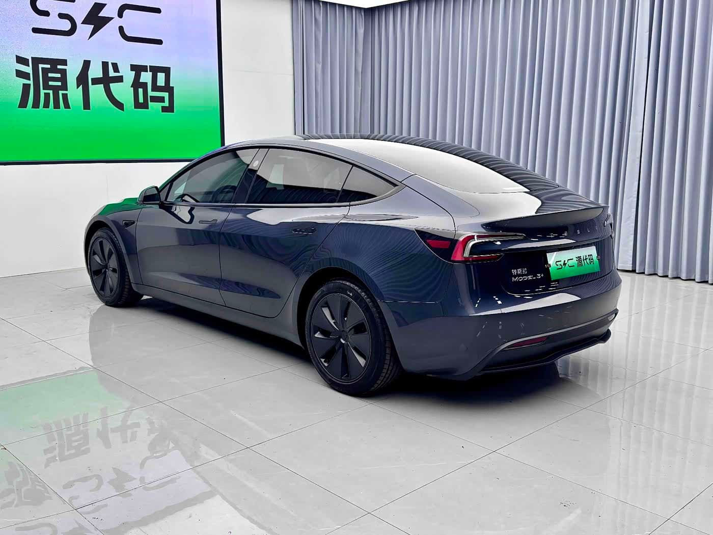 Tesla Model 3 2025 — Фото 16/20