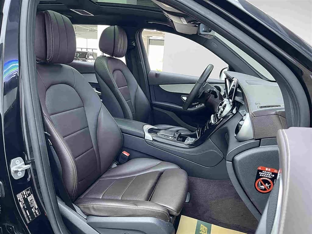 Mercedes-Benz GLC 2021 — Фото 17/20