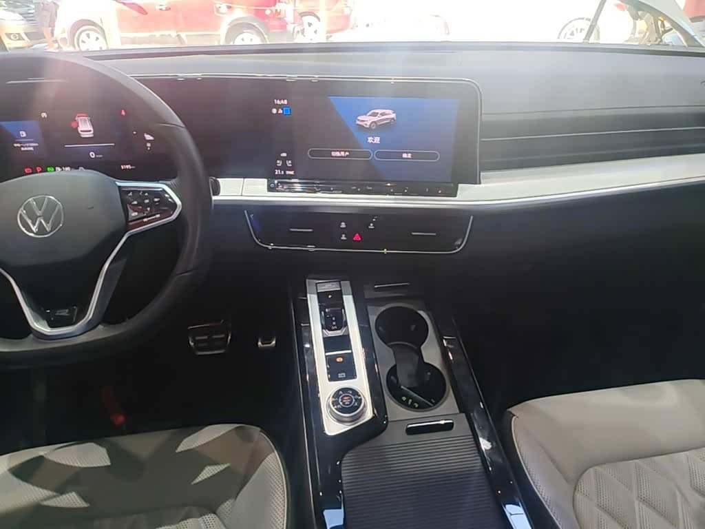 Volkswagen Talagon 2023 — Фото 13/20