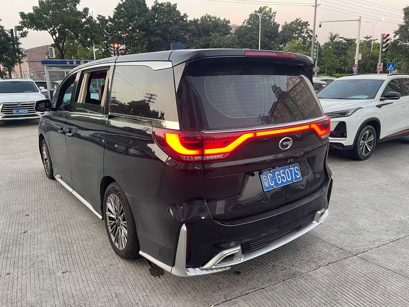 GAC Trumpchi Trumpchi M8 2021 — Фото 5/9