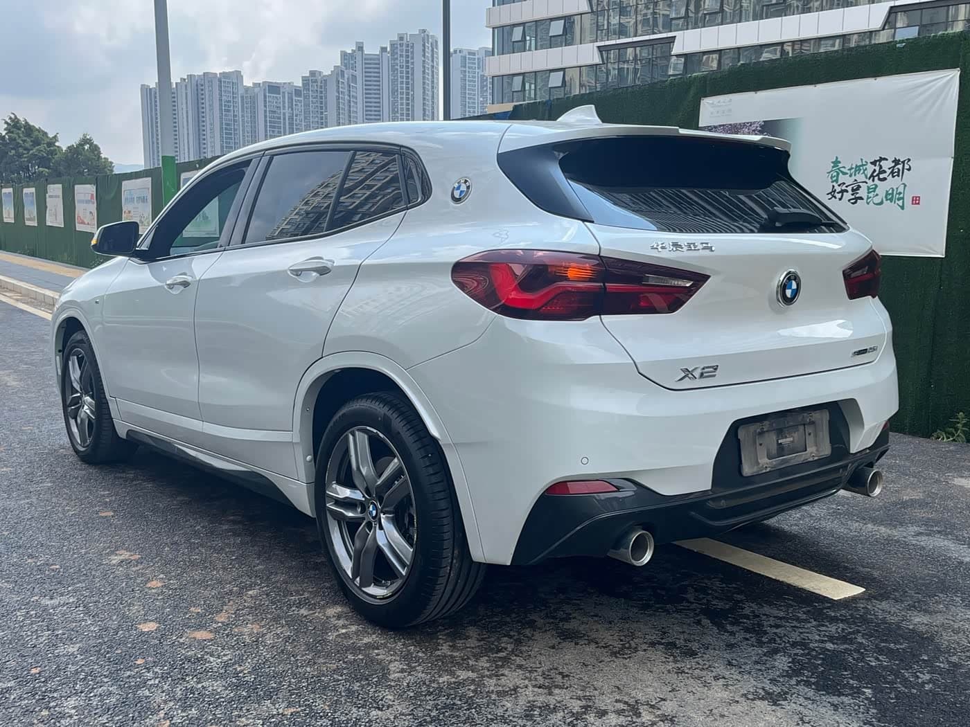 BMW X2 2021 — Фото 17/17