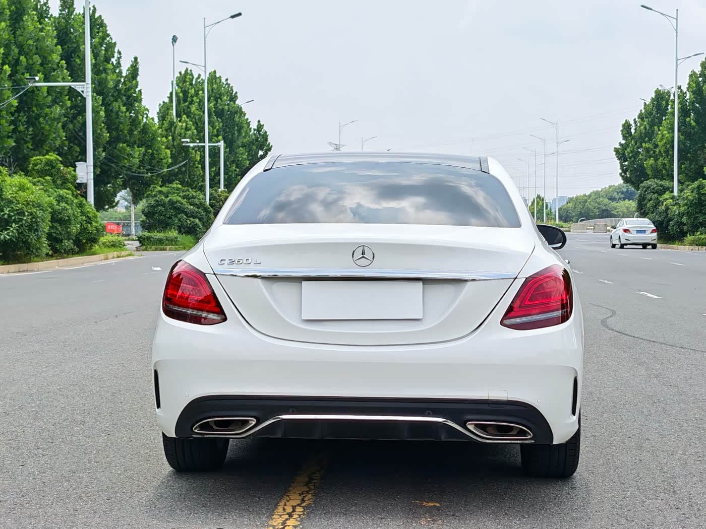 Mercedes-Benz C-Class 2019 — Фото 8/19