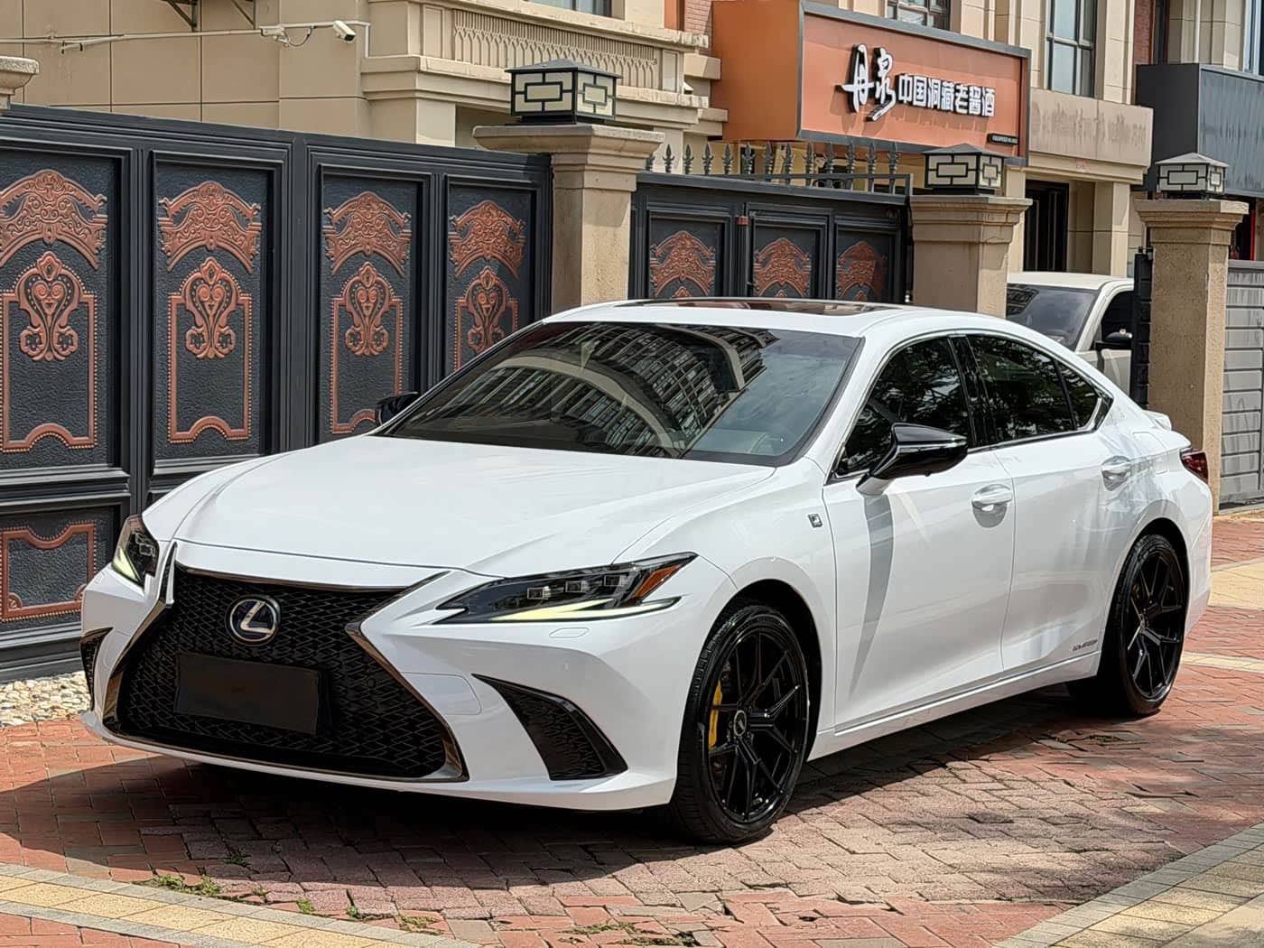 Lexus ES, 2021