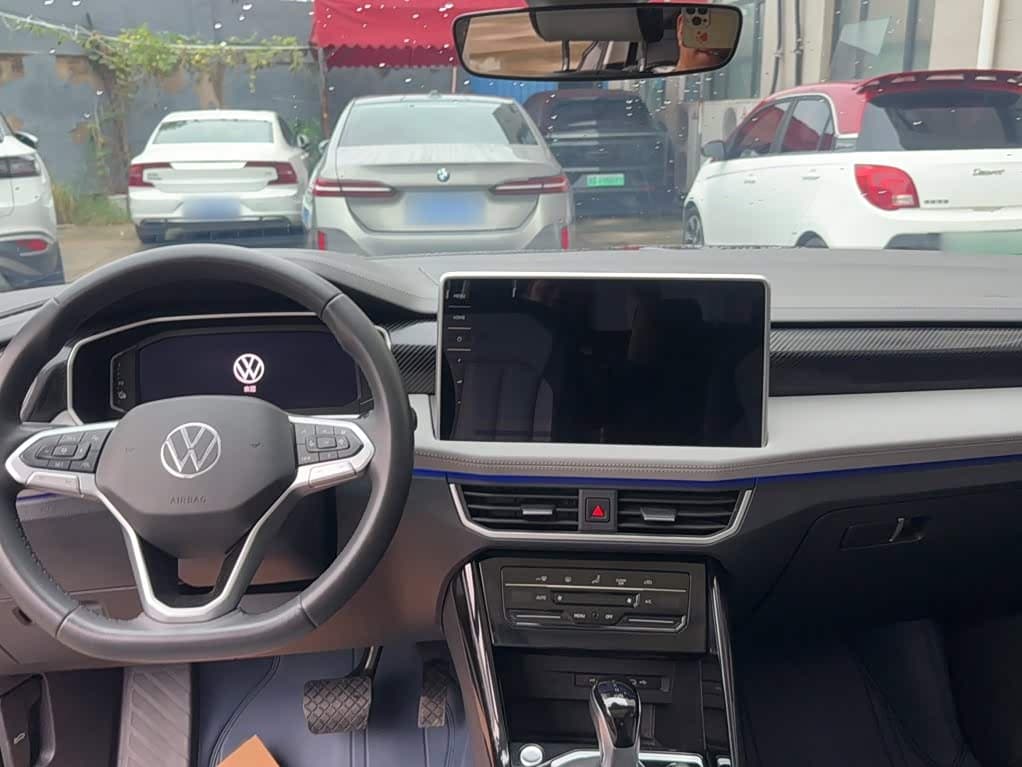 Volkswagen Tayron GTE Plug-in Hybrid 2024 — Фото 10/11