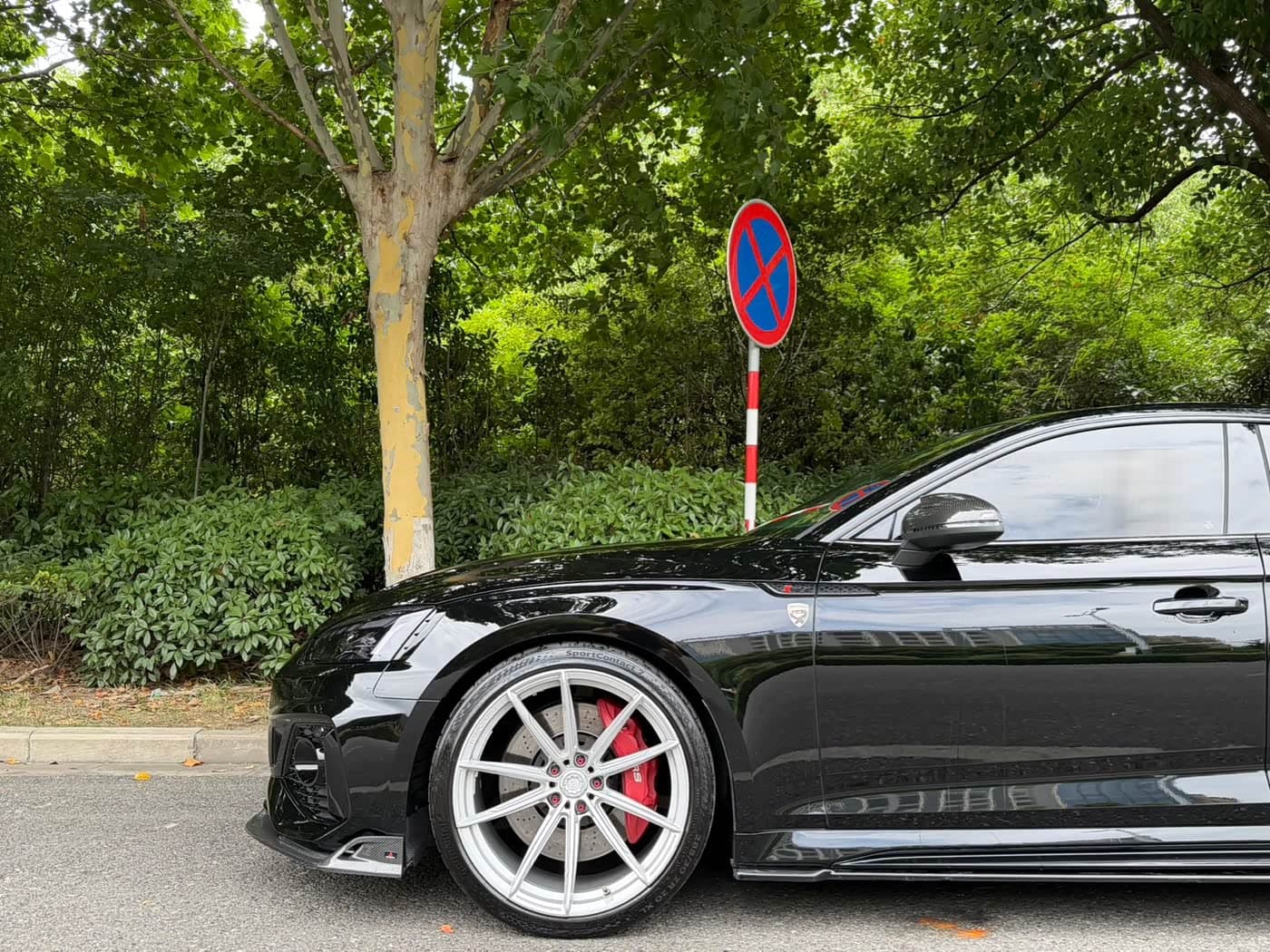 Audi RS 5 2023 — Фото 4/12