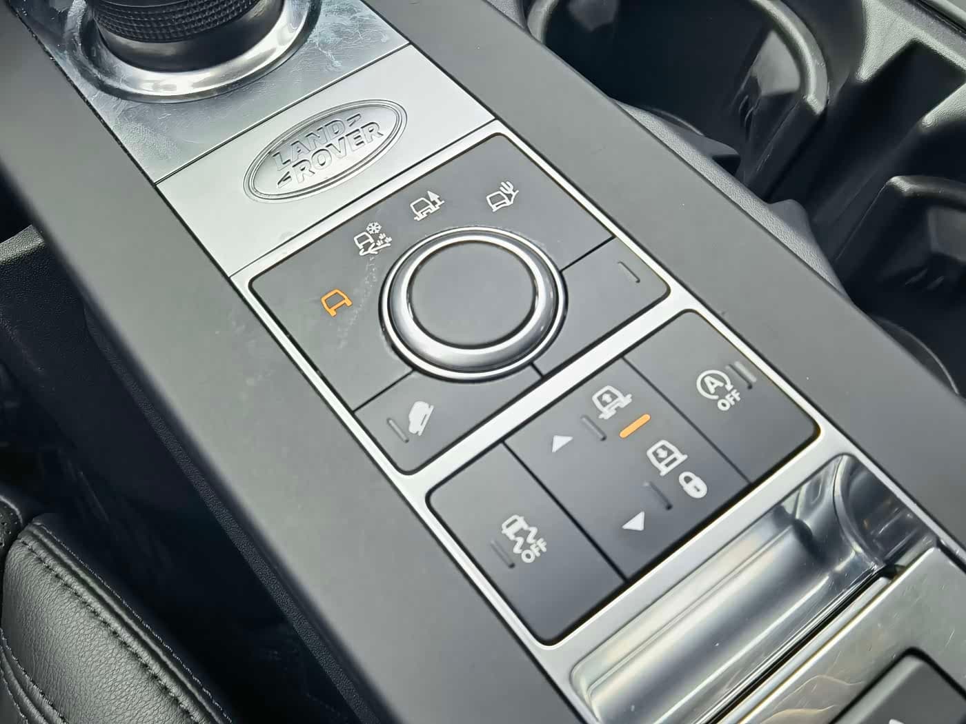 Land Rover Discovery 2020 — Фото 14/20