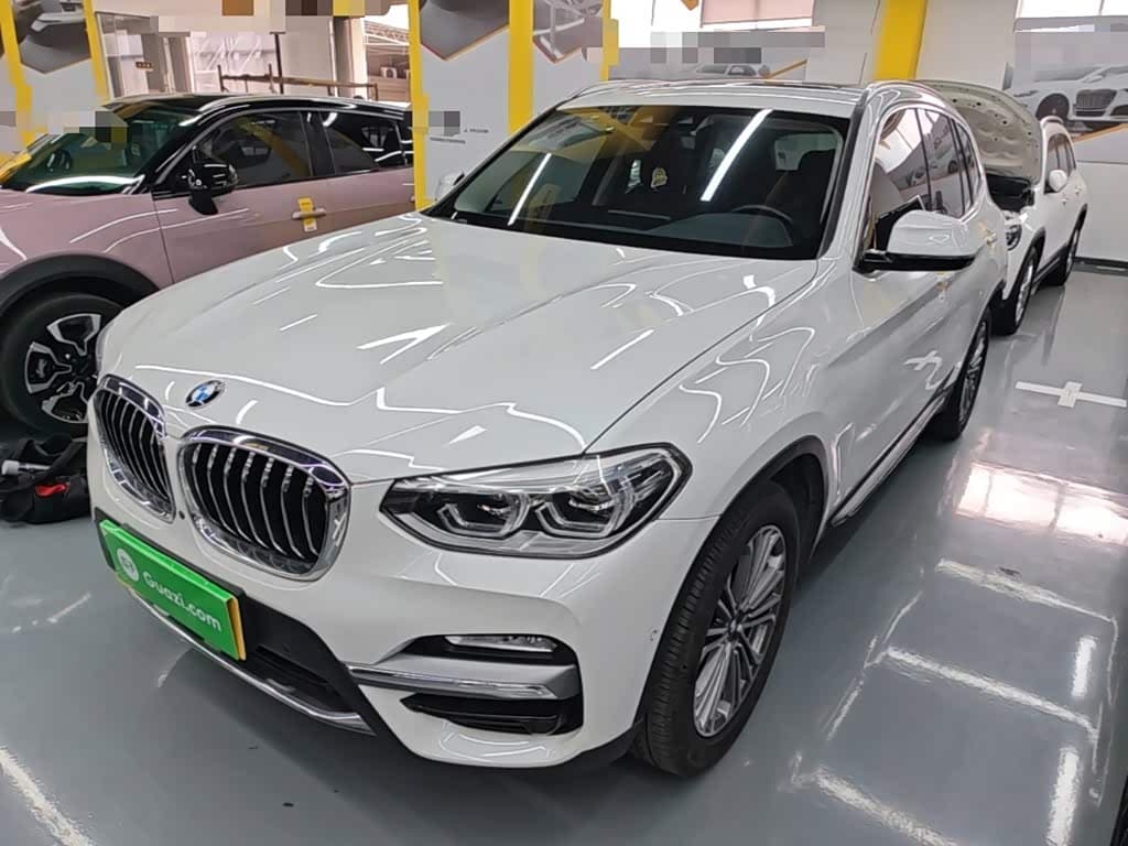 BMW X3 2018 — Фото 2/20