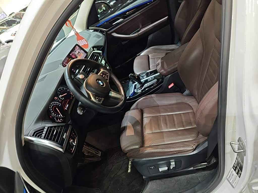 BMW X3 2019 — Фото 15/20