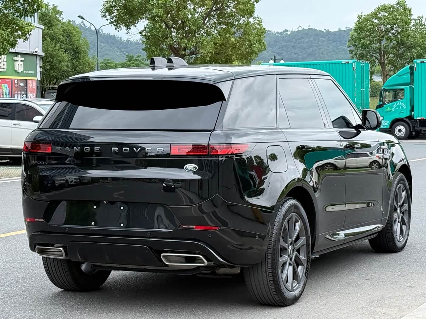 Land Rover Range Rover Sport 2024 — Фото 3/20