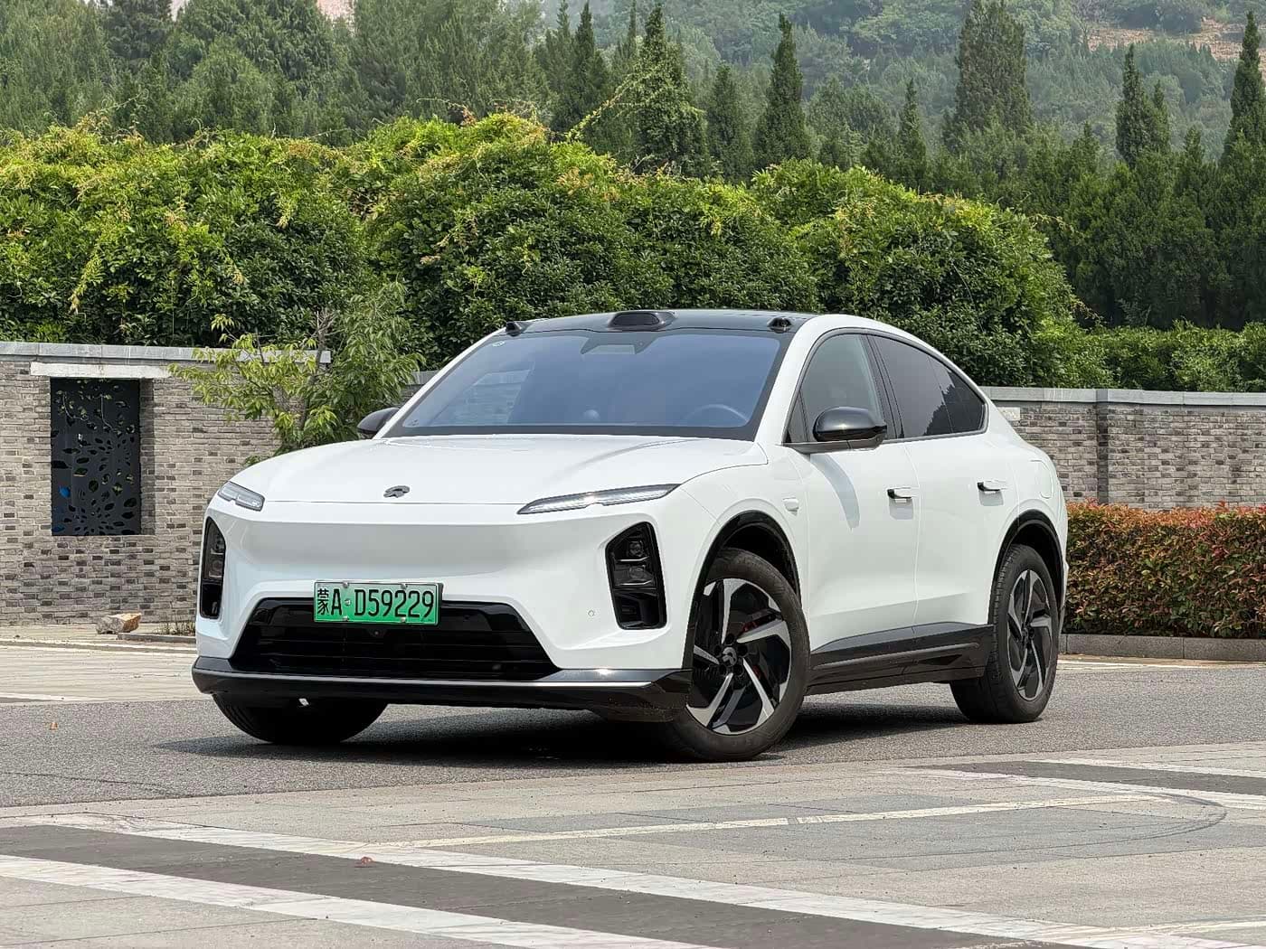 NIO EC6 2025 — Фото 1/16