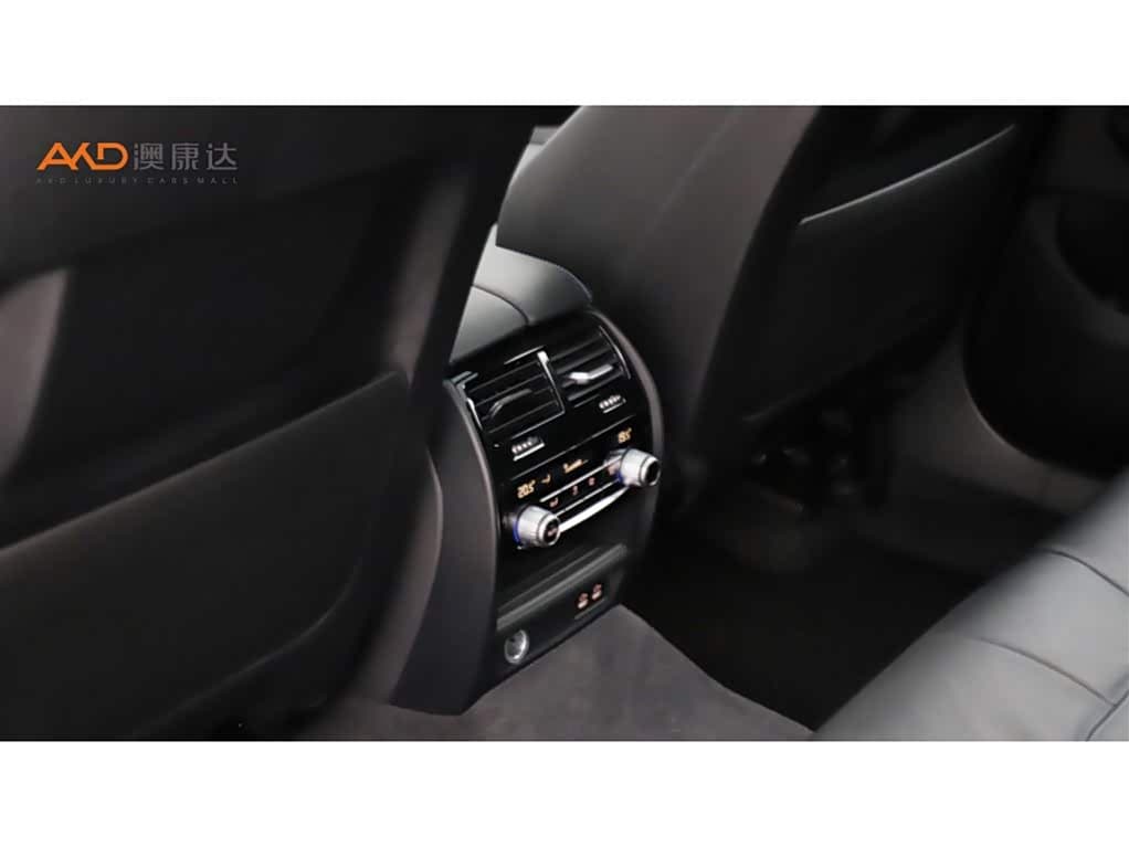 BMW 6 Series GT 2020 — Фото 9/10