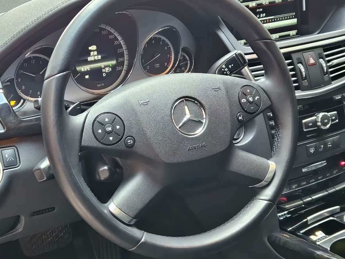 Mercedes-Benz E-Class 2013 — Фото 3/9