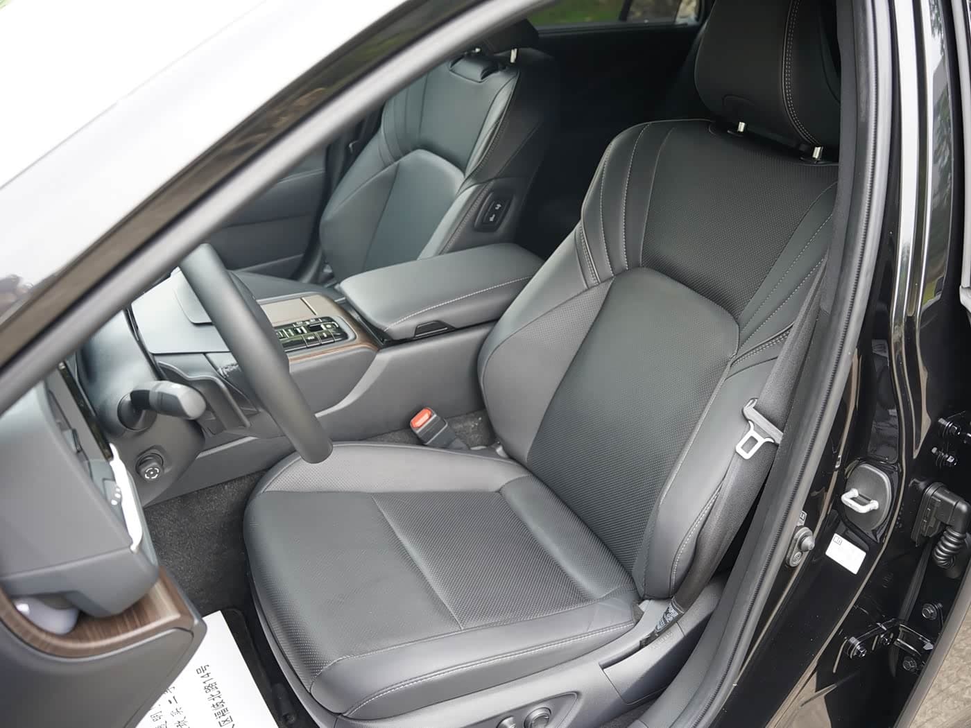 Toyota Crown 2024 — Фото 14/20