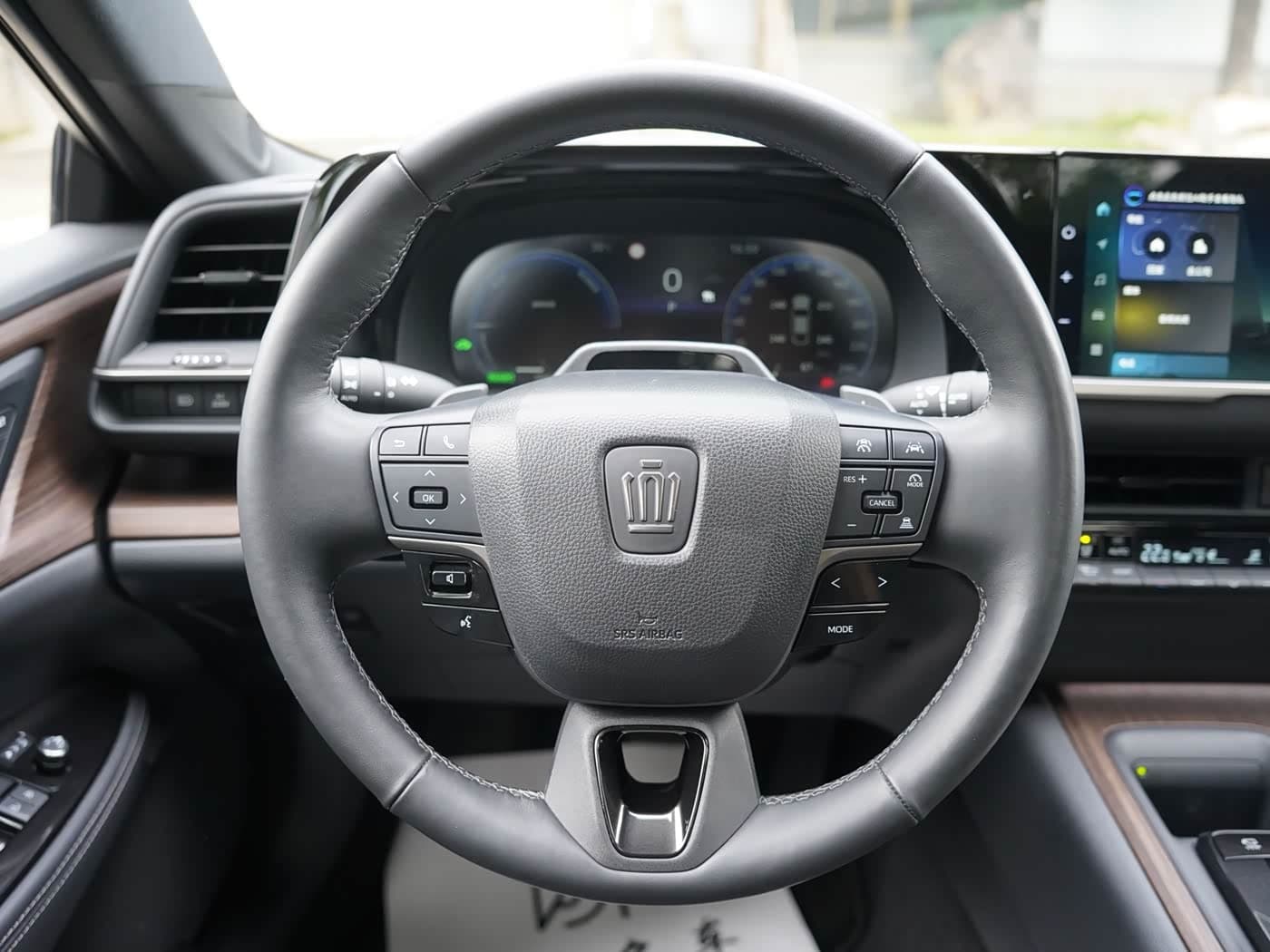 Toyota Crown 2024 — Фото 19/20