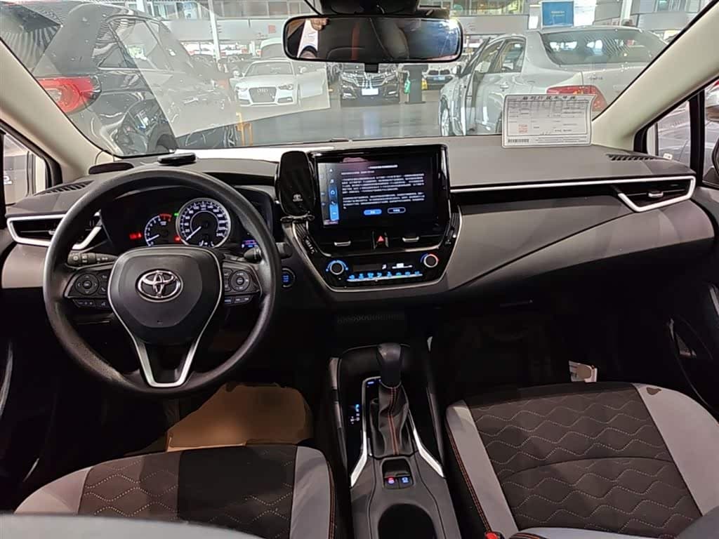 Toyota Corolla 2024 — Фото 10/20