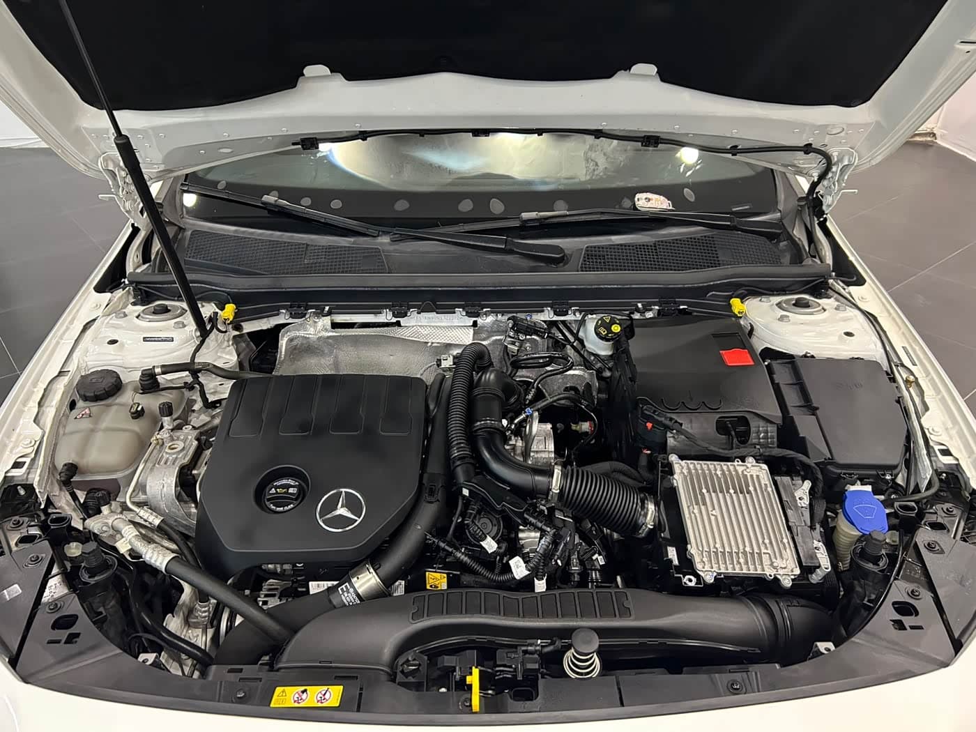 Mercedes-Benz A-Class 2024 — Фото 11/15