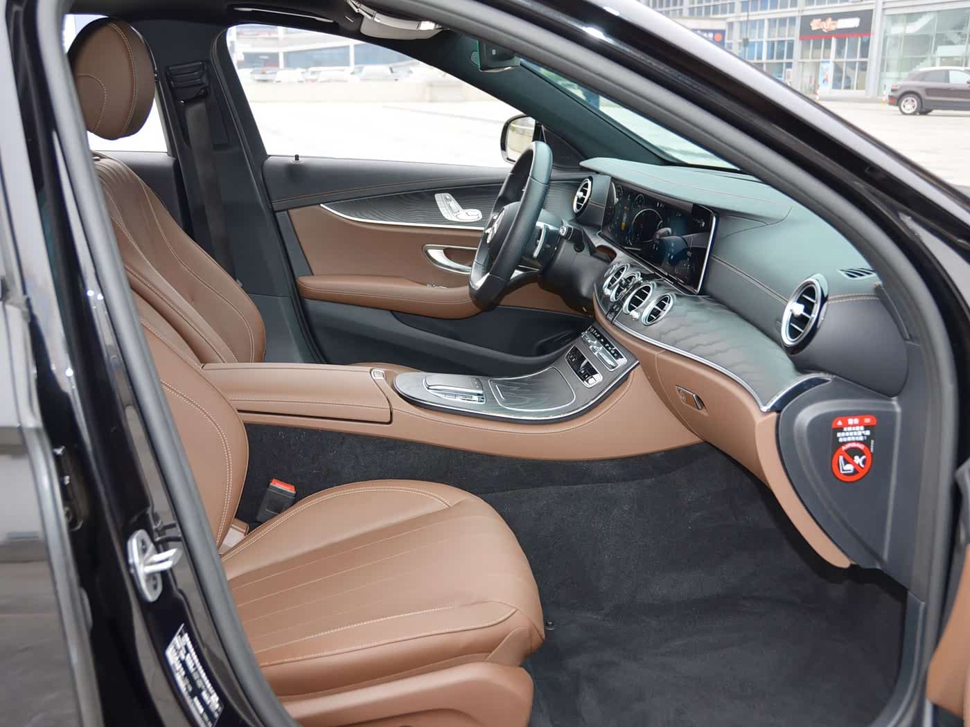Mercedes-Benz E-Class 2021 — Фото 15/20