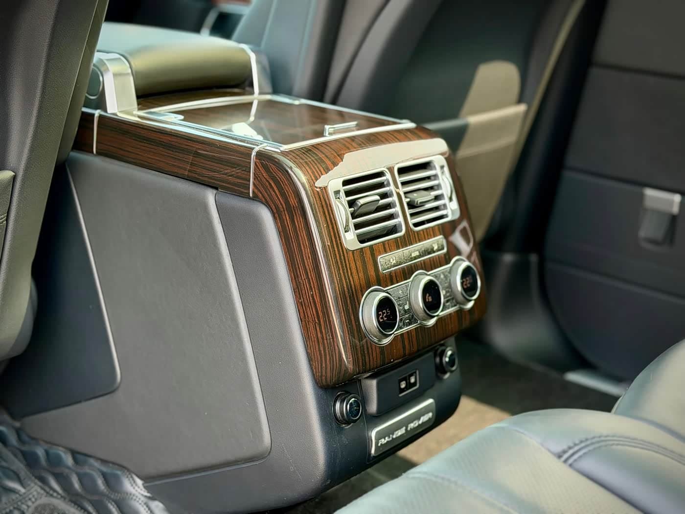Land Rover Range Rover 2015 — Фото 10/19