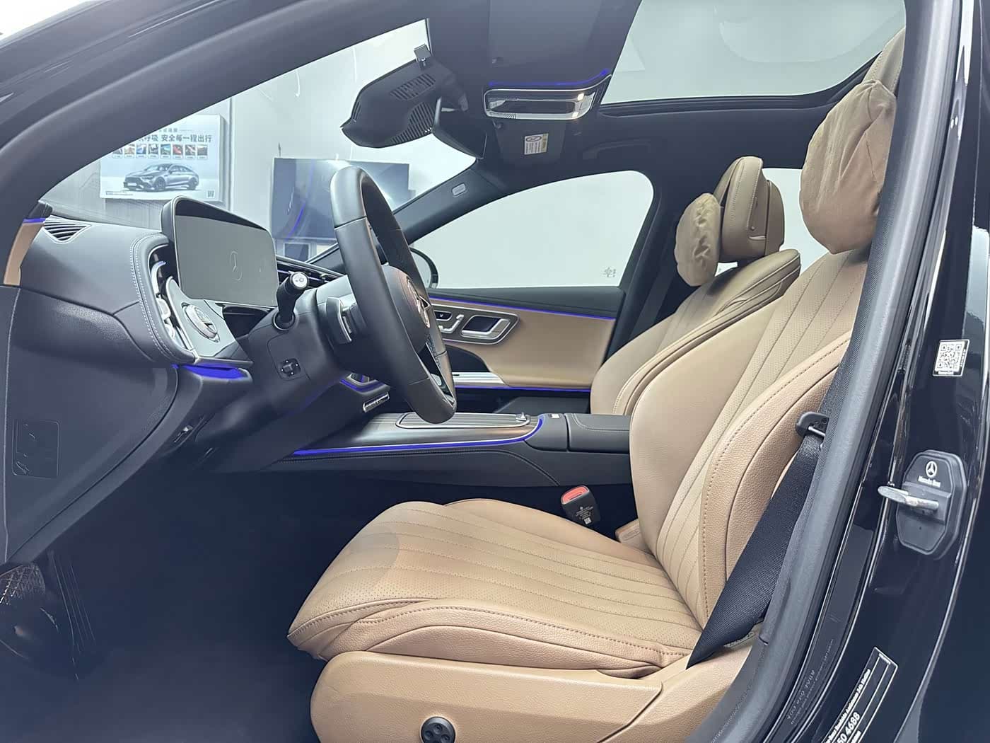 Mercedes-Benz E-Class 2025 — Фото 10/20