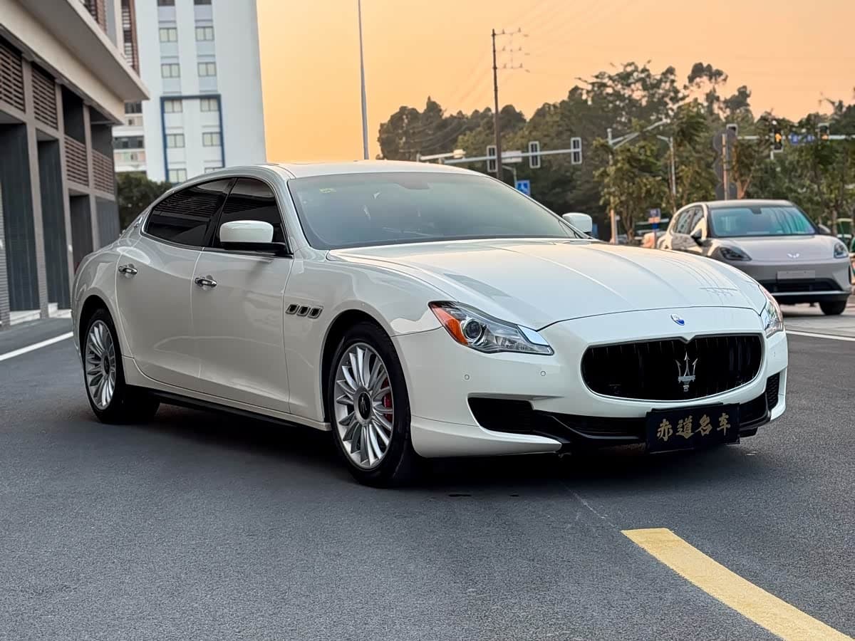 Maserati Quattroporte 2015 — Фото 2/20