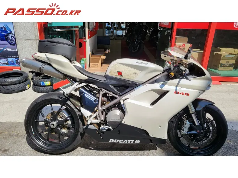 Ducati 848