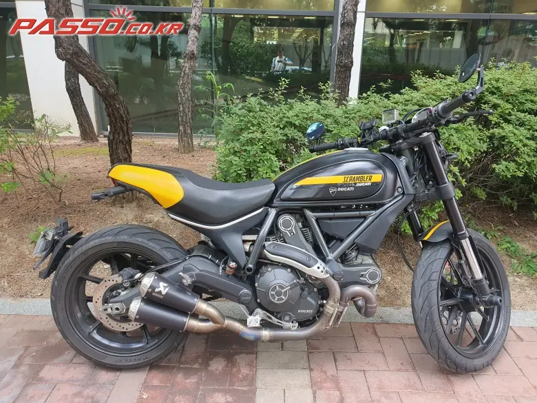Ducati Scrambler Full Throttle