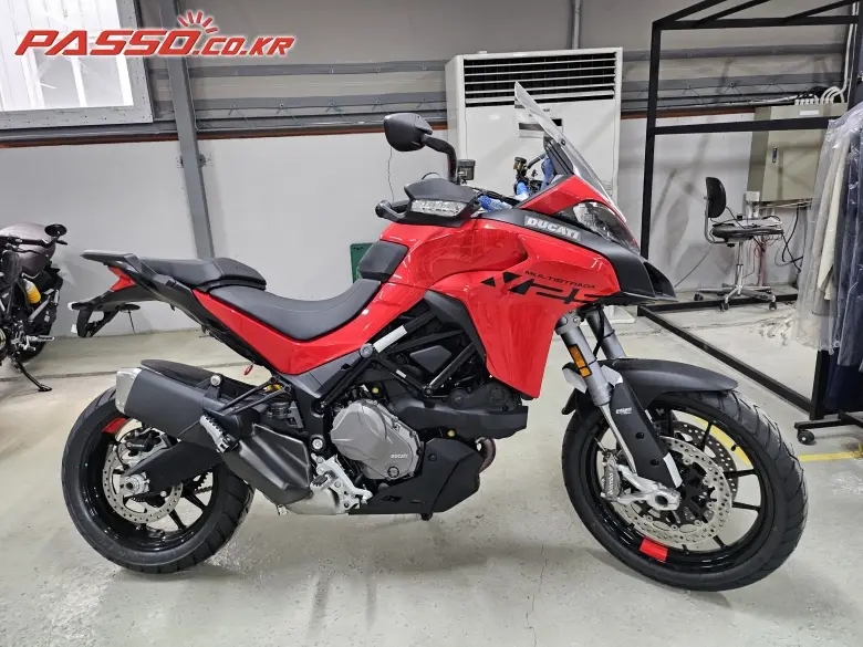 Ducati Multistrada V2 S