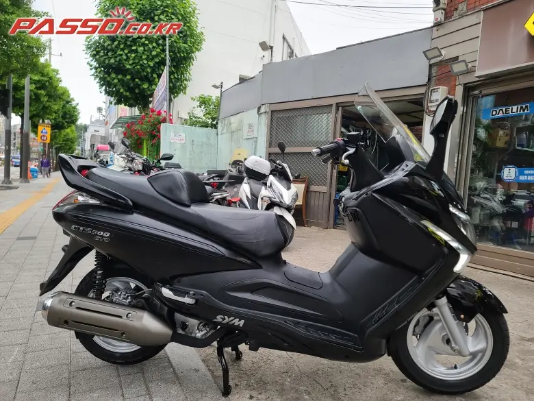 SYM Voyager 300 i EVO