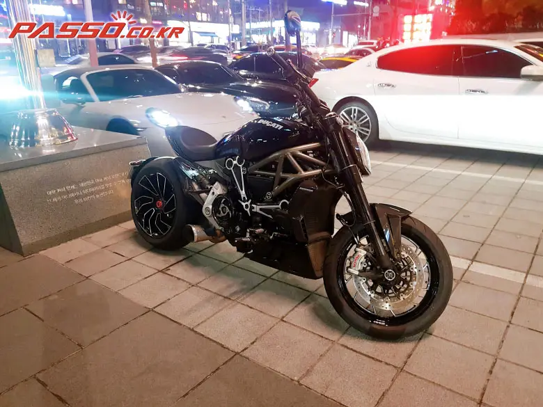 Ducati X Diavel S