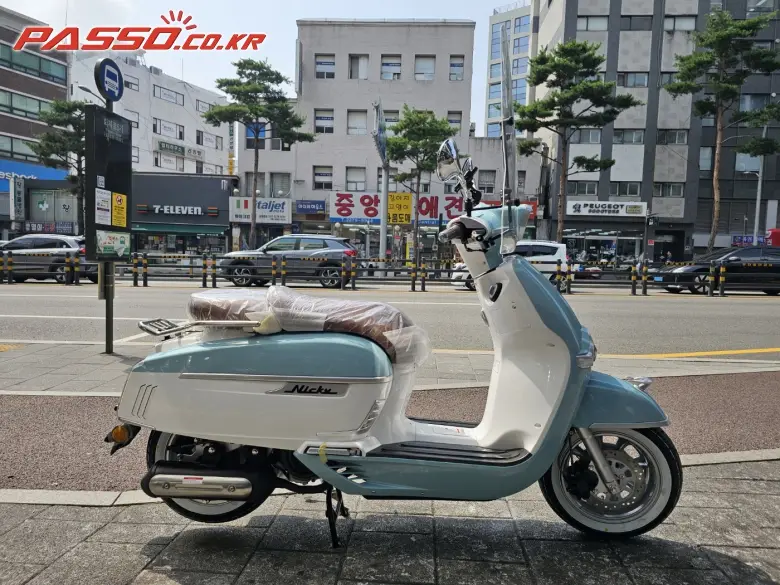 Victoria Niki 125