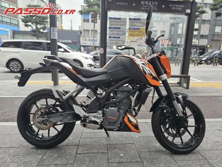 KTM 200 Duke