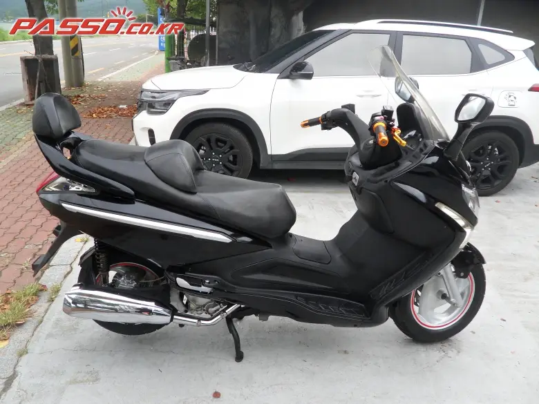 SYM Voyager 125