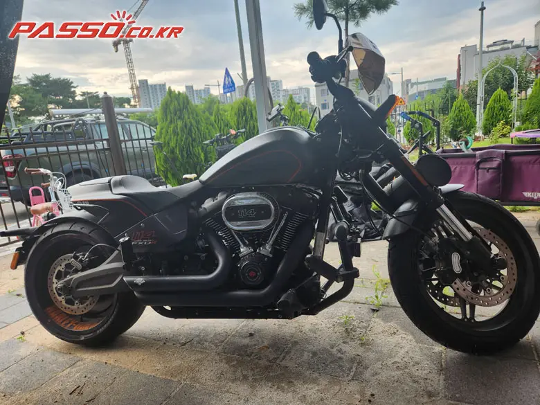 Harley-Davidson FXDR 114