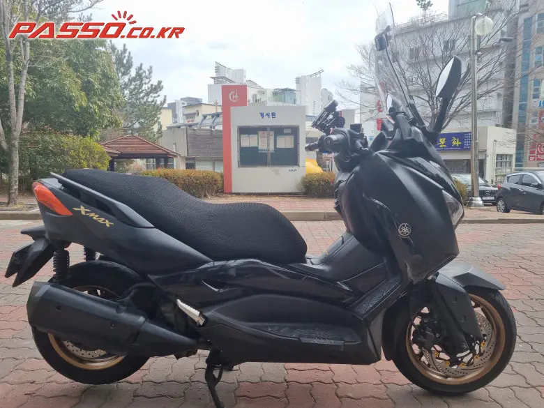 Yamaha X Max 300 ABS