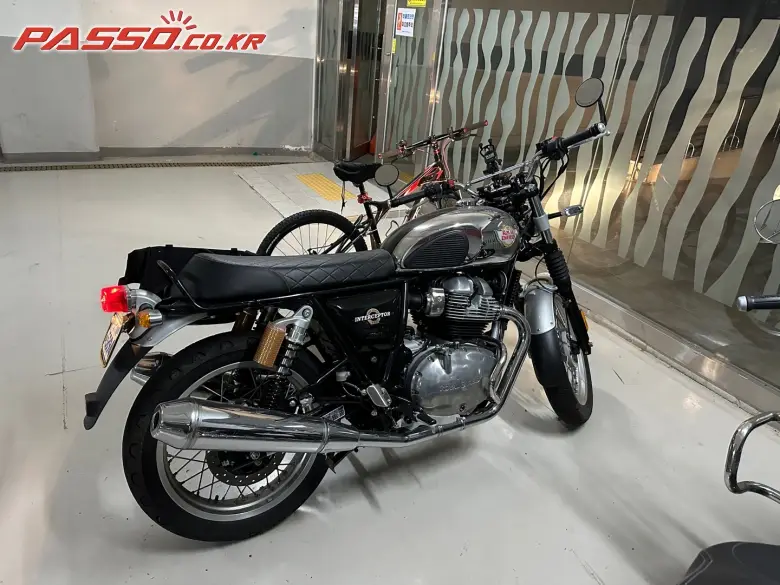 Royal Enfield Interceptor 650