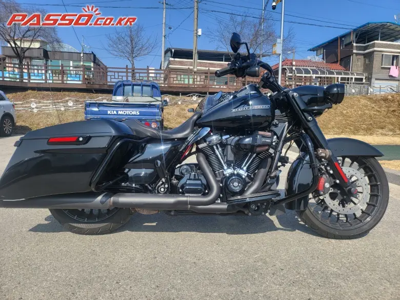 Harley-Davidson Road King Special