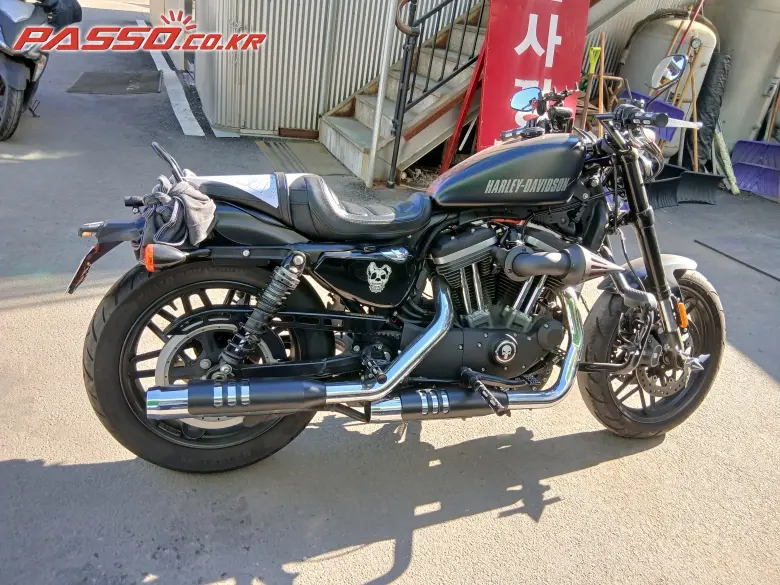 Harley-Davidson Roadster 1200