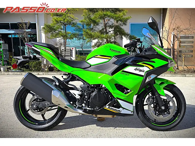 Kawasaki Ninja 500 R
