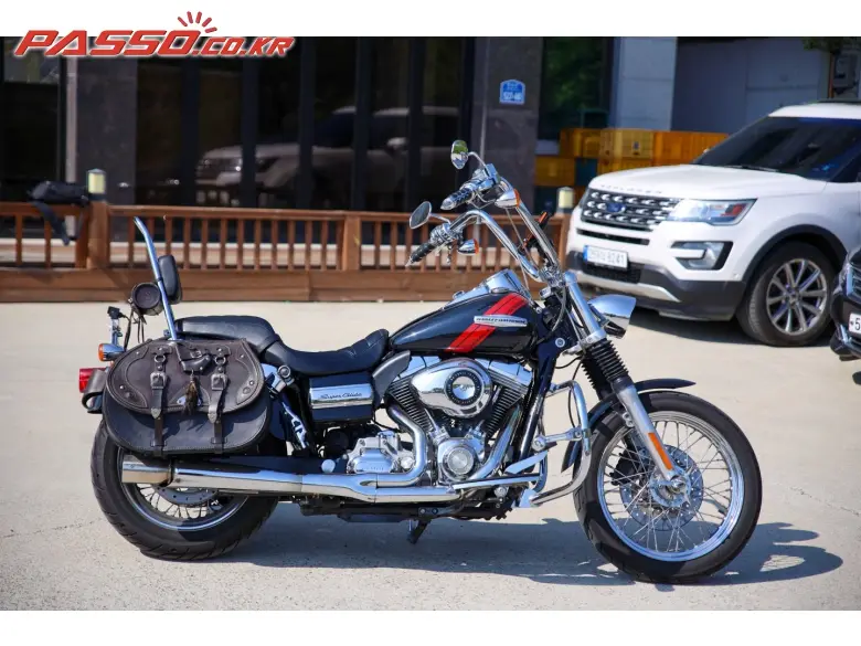 Harley-Davidson Dyna Super Glide