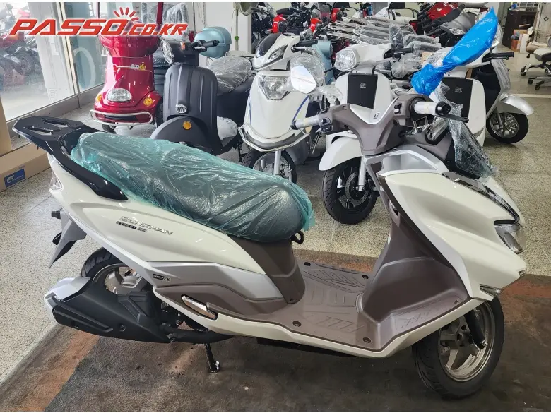 Suzuki Burgman Street 125 EX
